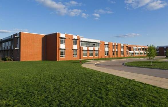 還在苦苦追尋一個承諾嗎？濟南市技師學院滿足你！