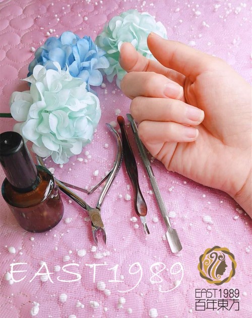  青花美甲怎么做？保定東方技工學(xué)校教你巧做美甲！