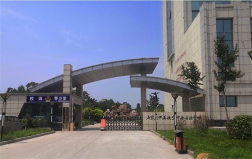  石家莊中英航空學(xué)校學(xué)費(fèi)貴嗎？   