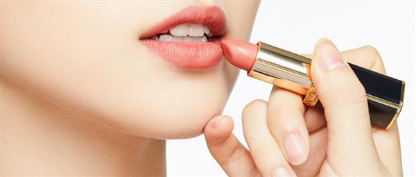 想學(xué)短期化妝去哪家學(xué)校好？   