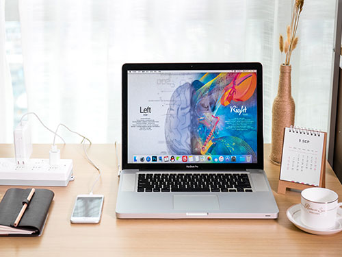 平面設(shè)計(jì)行業(yè)怎么樣？石家莊平面設(shè)計(jì)學(xué)校有哪些推薦？