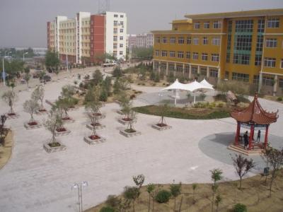 青島求實(shí)職業(yè)技術(shù)學(xué)院設(shè)施完善嗎？就業(yè)有保障嗎？