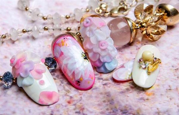 煙臺標(biāo)榜美容美發(fā)職業(yè)技能培訓(xùn)學(xué)校都開設(shè)了哪些美甲課程？