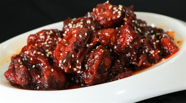 濟(jì)南市技師學(xué)院開(kāi)設(shè)了哪些烹飪專業(yè)？