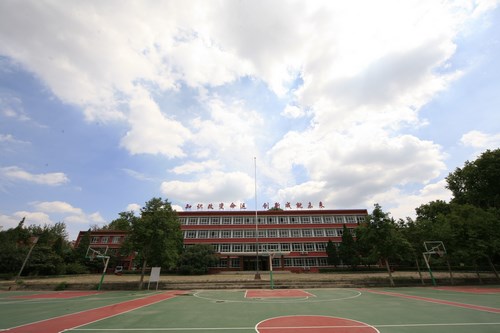 中國(guó)洛陽(yáng)一拖技師學(xué)院有哪些熱門(mén)專業(yè)？