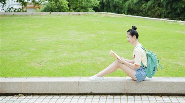 青島巖天數(shù)控職業(yè)技術(shù)學(xué)校有哪些專業(yè)？