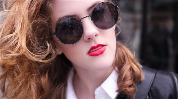 東營(yíng)貴夫人美容美發(fā)婚紗攝影學(xué)校化妝班有哪些？