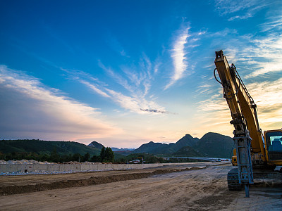 濟(jì)南駿大挖掘機(jī)培訓(xùn)學(xué)校開設(shè)哪些培訓(xùn)課程？