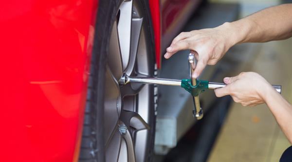 汽車維修有哪些技巧？學(xué)會這些超省錢噠！