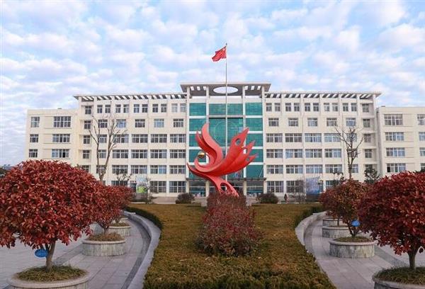 日照市工業(yè)學校是一所什么樣的學校？
